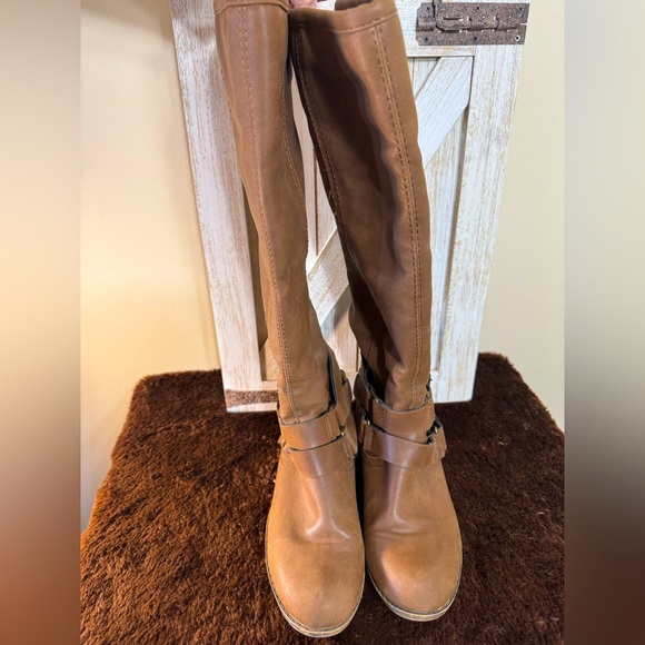 Madden Girl Brown Synthetic Back Zip Knee High size 6 - Picture 2 of 12